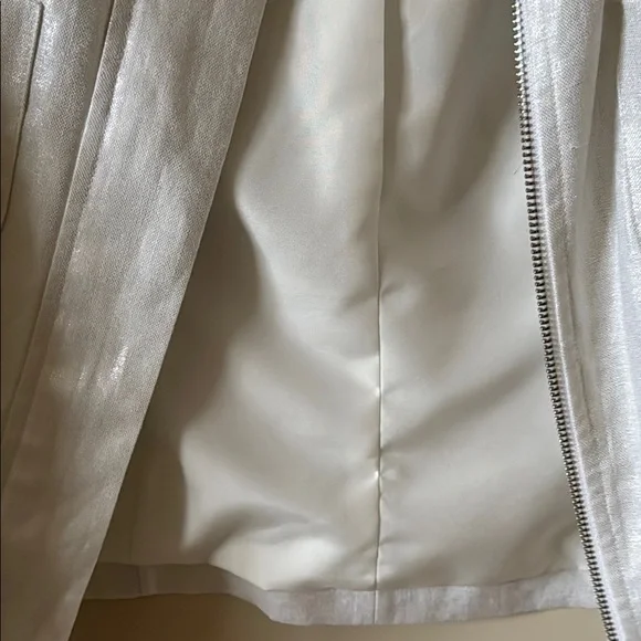 Vince Camuto Women's White Jacket Size 8 EUC - Picture 4 of 14